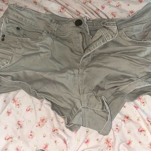 YMI cargo shorts size 11